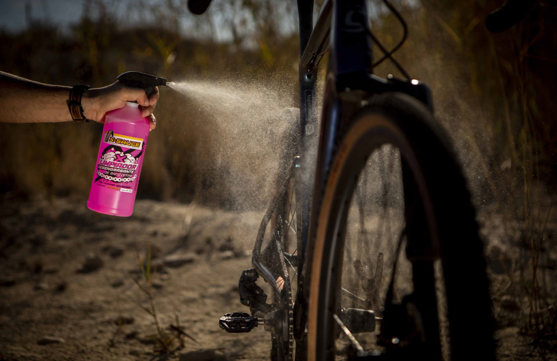 Cómo limpiar a fondo la bicicleta